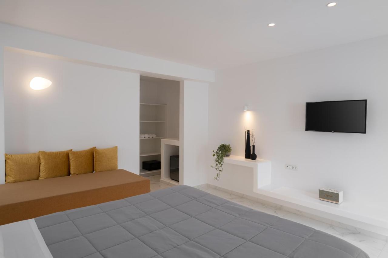 White Concept Caves (Adults Only) 4* Fira (Santorini)