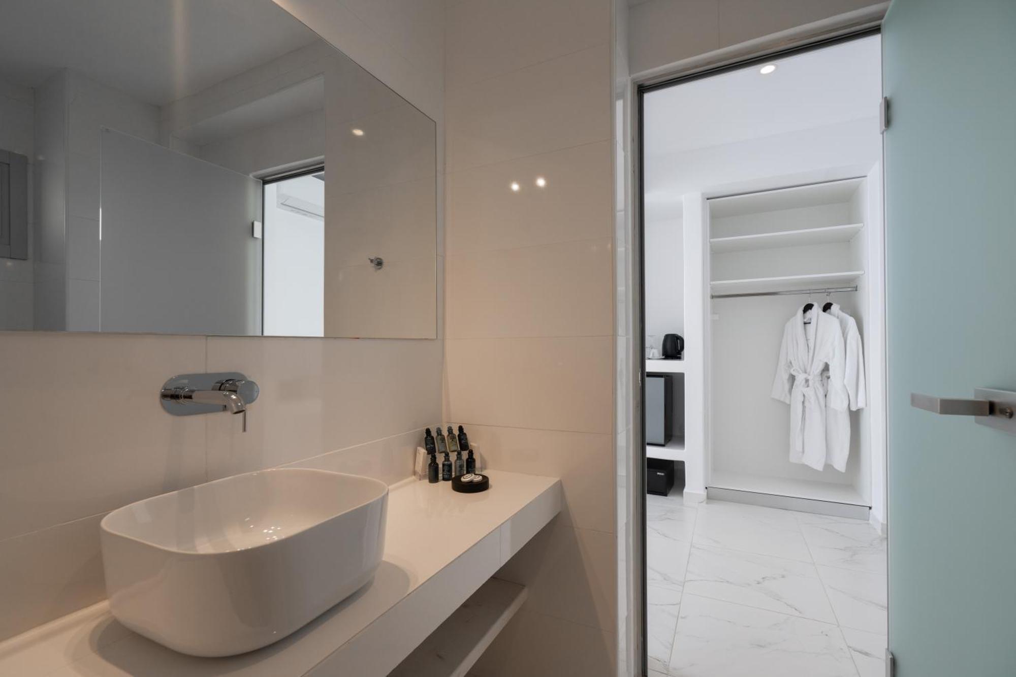 Hotel White Concept Caves (Adults Only) Fira (Santorini)